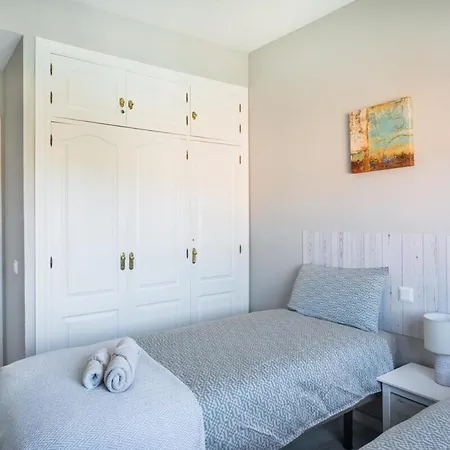 Apartment With Large Roof Terrace Marbella