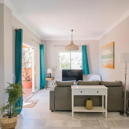 With Large Roof Terrace Apartment